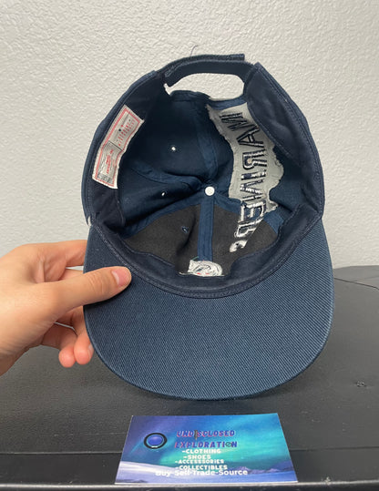 Vintage 2000s Seattle Mariners grey and navy hat
