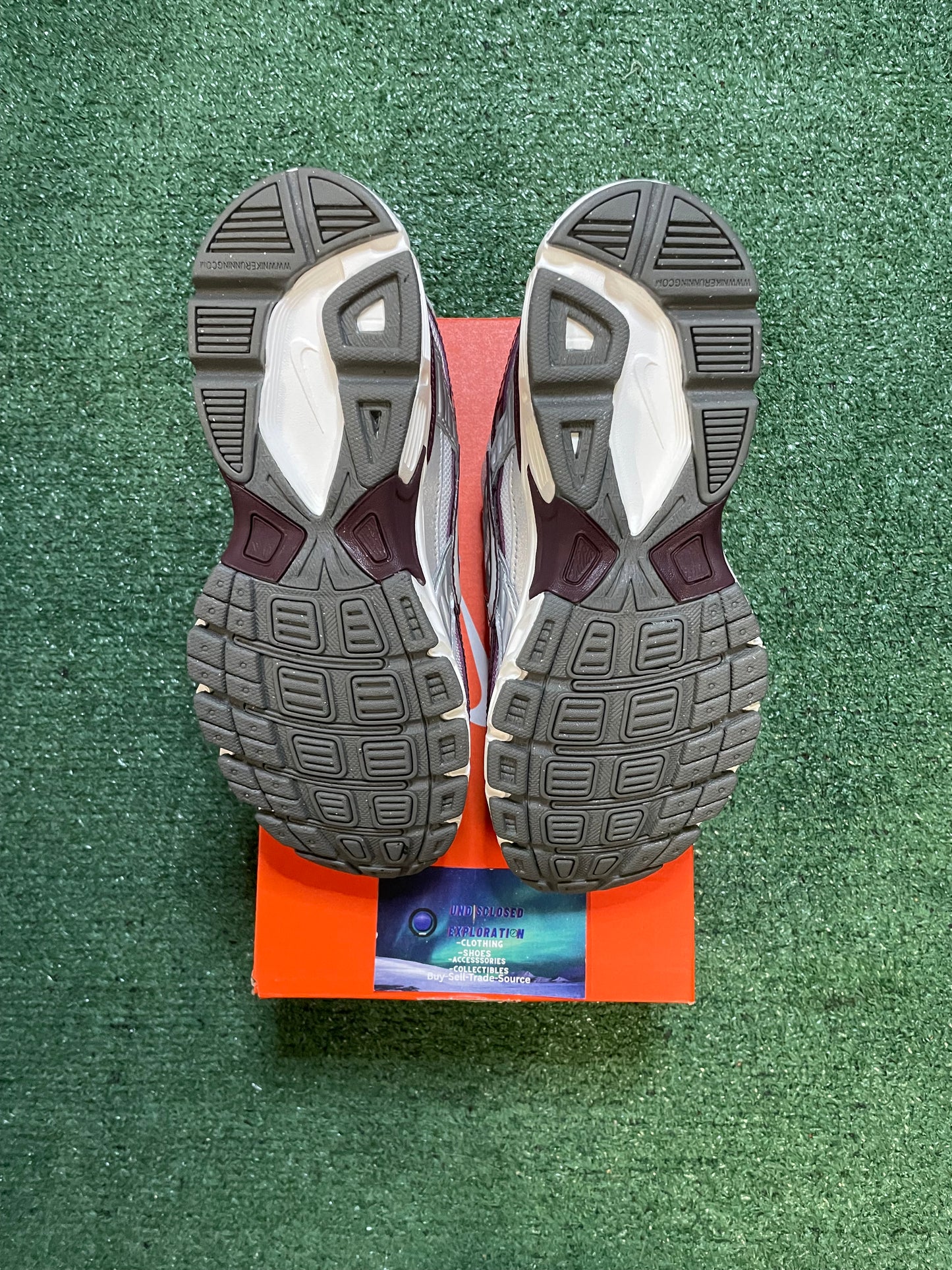 Nike Initiator burgundy crush