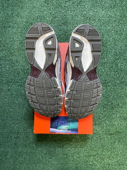 Nike Initiator burgundy crush