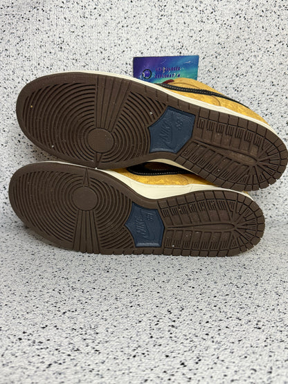 Nike Dunk SB Low City Of Cinema 10.5 Men/12 Women “Preowned”