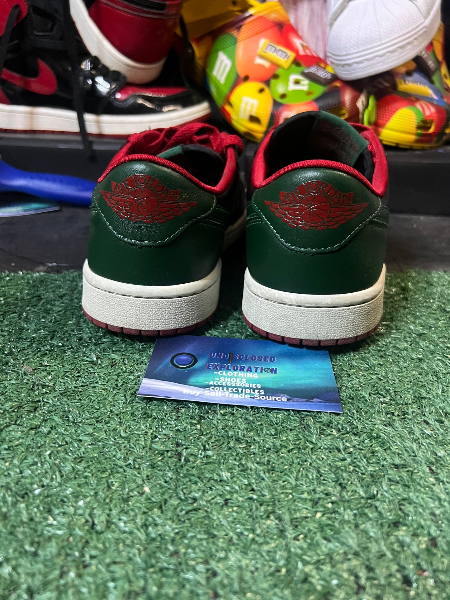 Air Jordan 1 low black gorge green size 7youth/8.5women