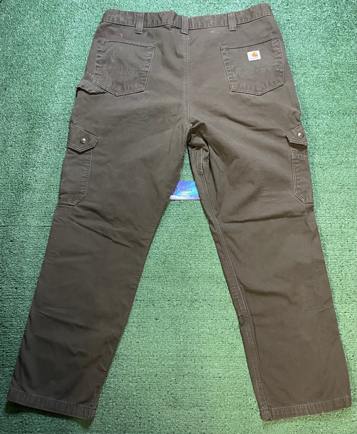 Carhartt olive cargo pants