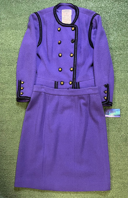 Vintage 1990s Chanel purple  tweed skirt Suit