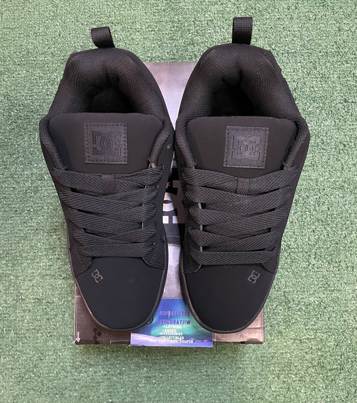 DC COURT GRAFFIK black