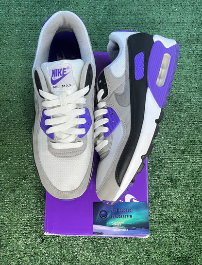 Nike Air max 90 Hyper Grape Size 8.5mens/10womens