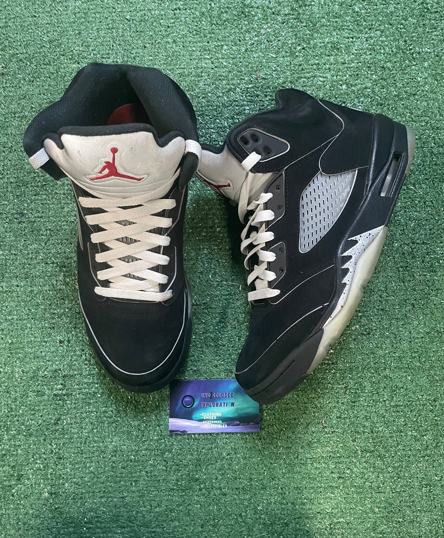 Air Jordan 5 black metallic reimagined size 8.5men/10women