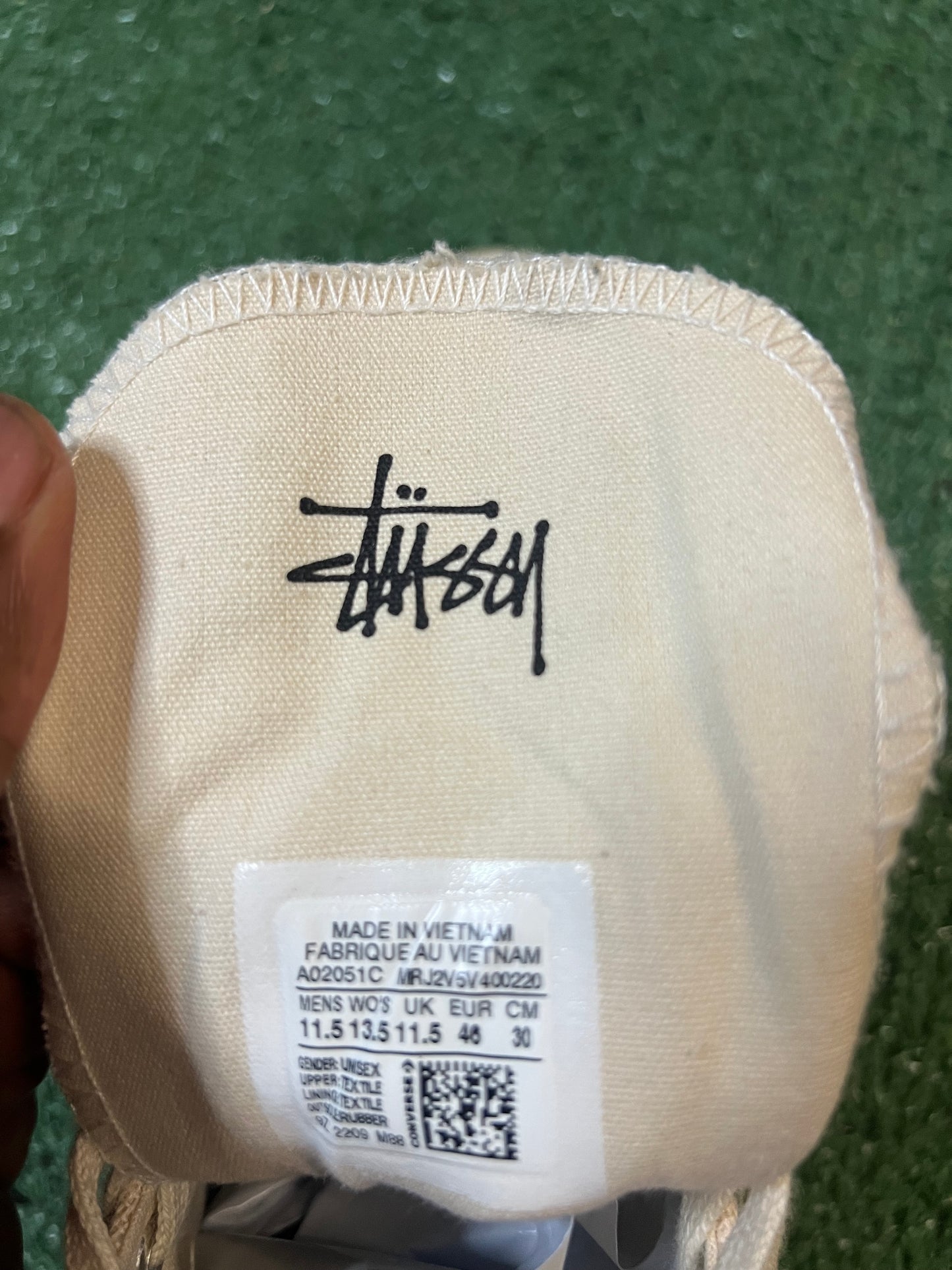 Converse chuck Taylor All star 70 X Stussy fossil pearl size 11.5men/13women