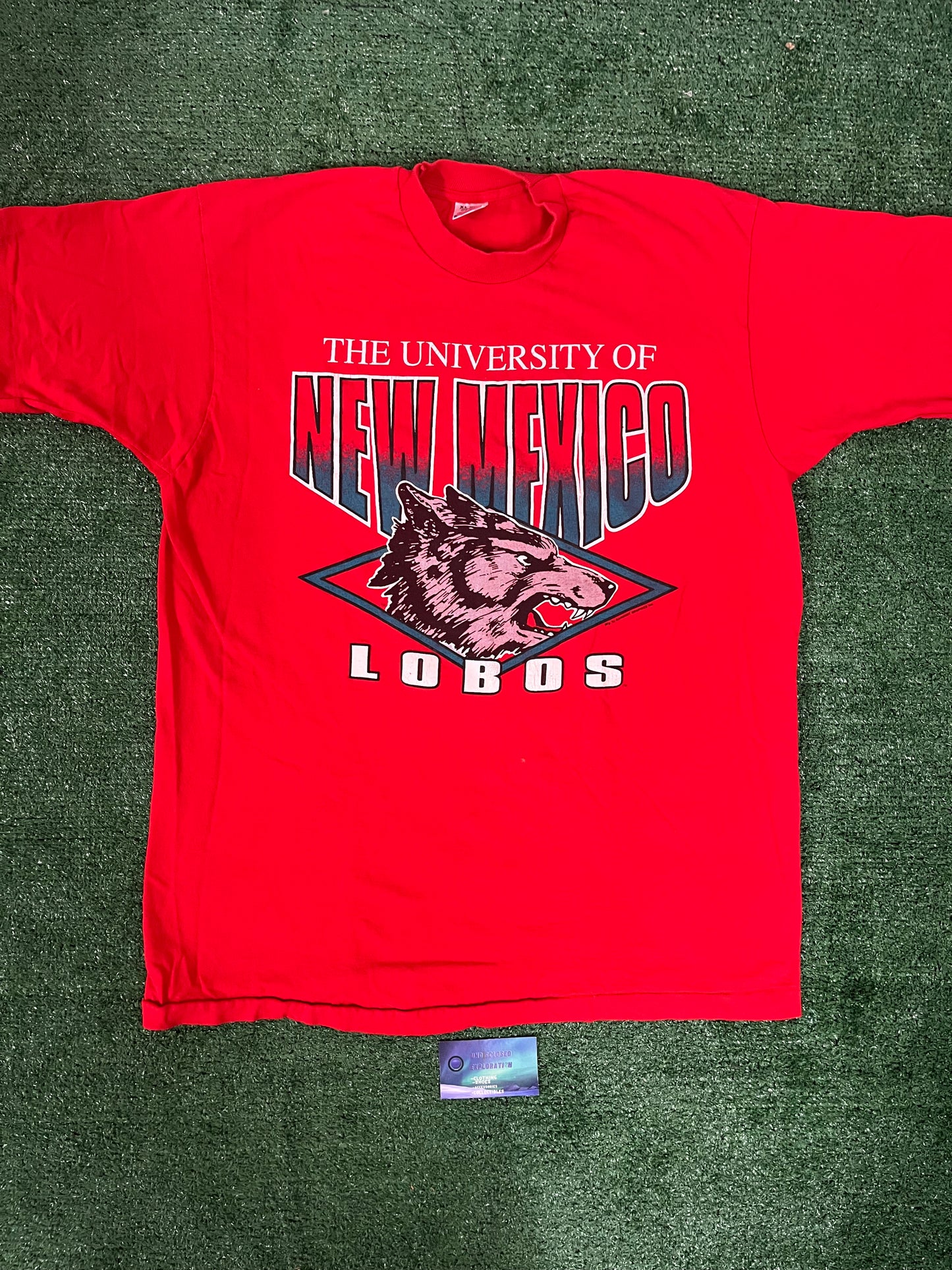 Vintage 1990s University of New Mexico lobos  tee