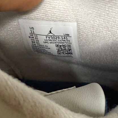 Jordan 4 Military Blue