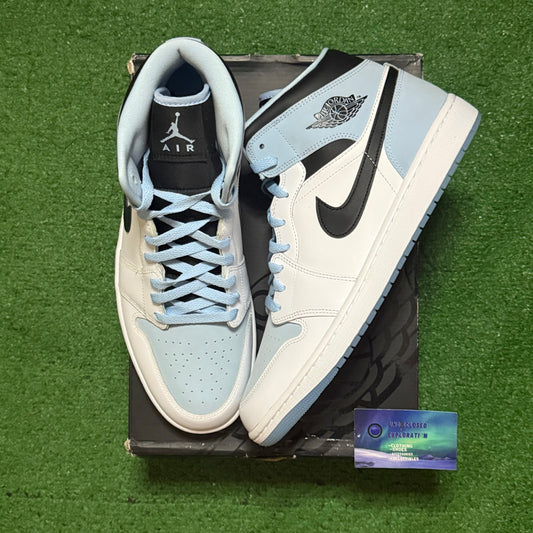Jordan 1 Mid Ice Blue