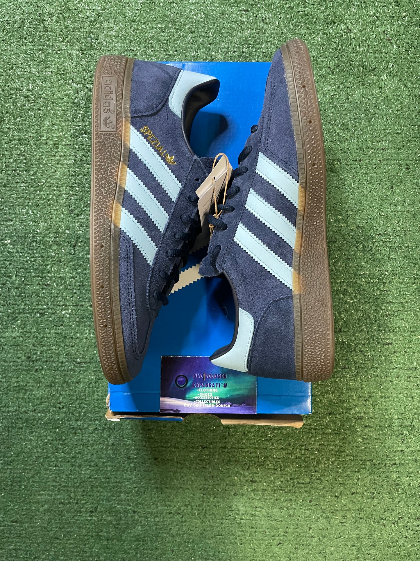 Adidas Spezial collegiate navy