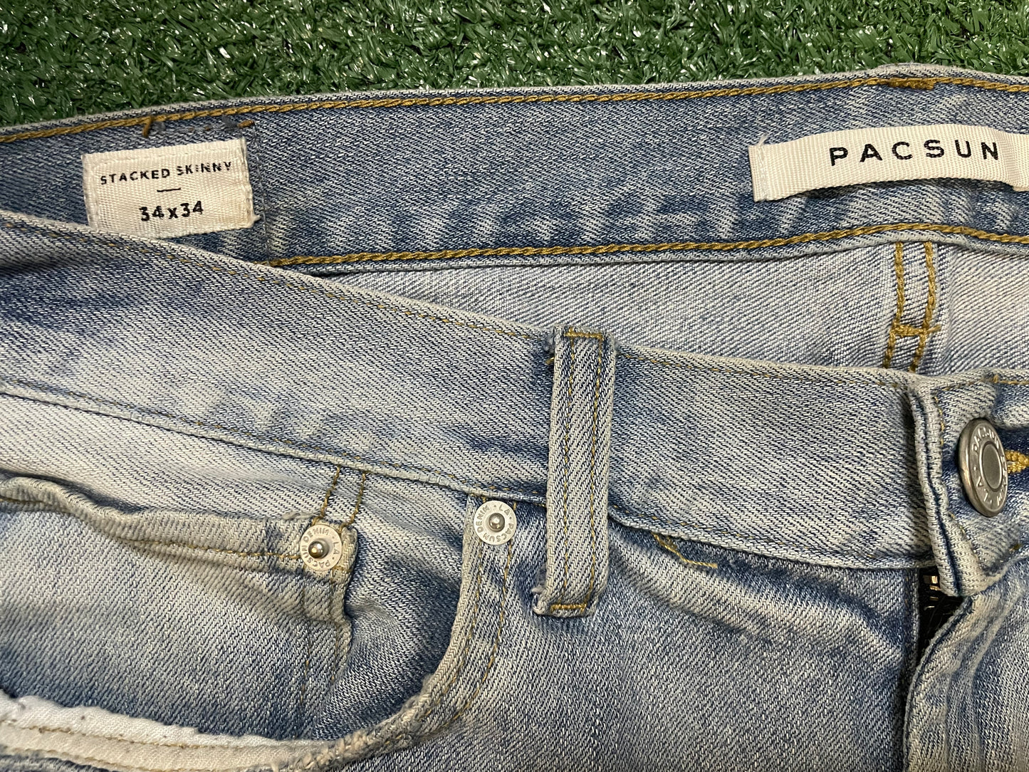 Pacsun light wash skinny jeans