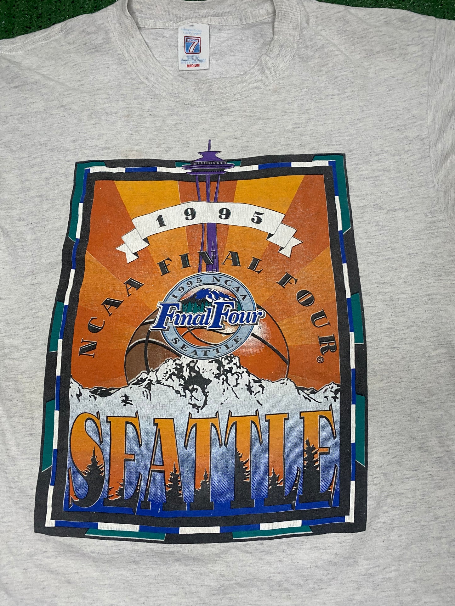 Vintage 1995 Seattle Ncca final four