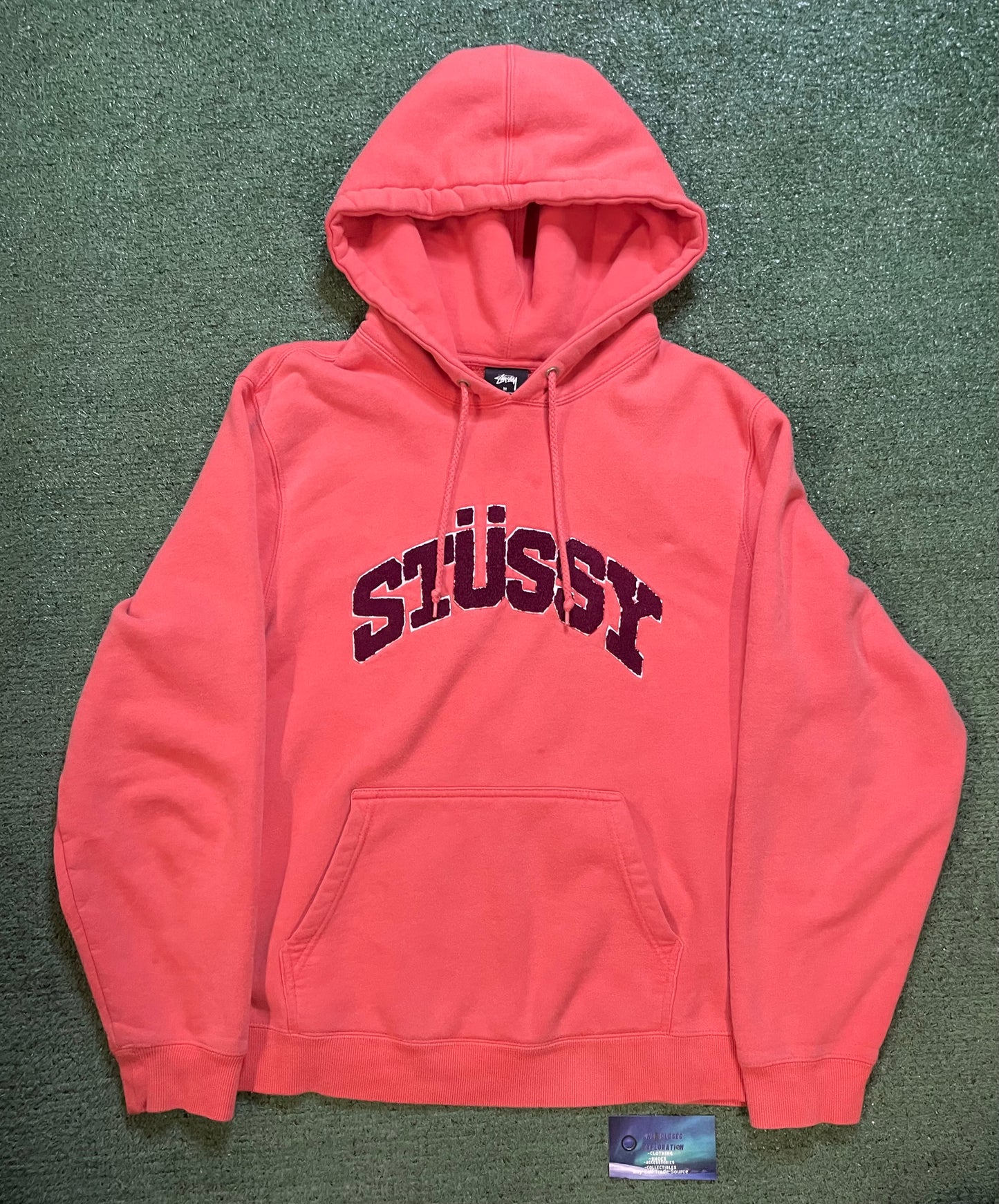 Stüssy Chenille Arch spellout coral hoodie