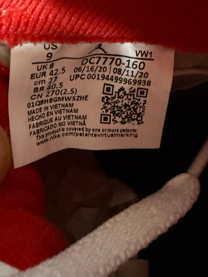 Jordan 4 Fire Red 9 Men/10.5 Women “Preowned”