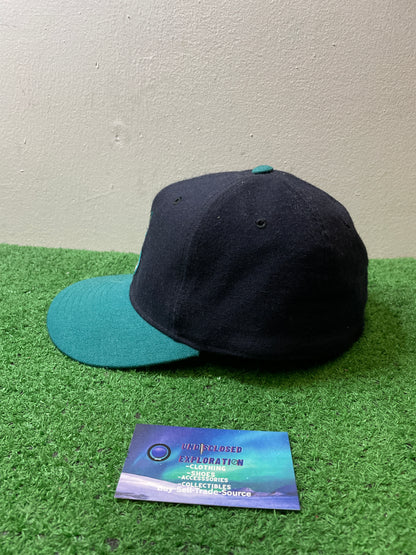 Vintage 1990s Seattle Mariners 5950 wool fitted hat