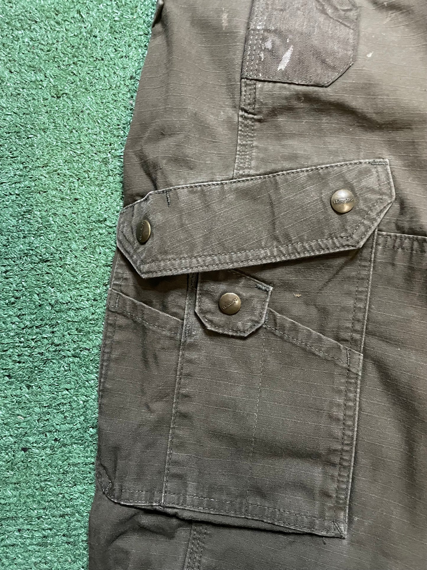 Carhartt olive cargo pants