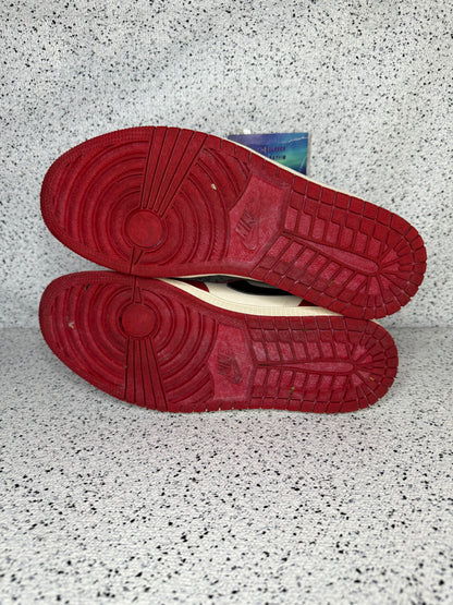 Jordan 1 Lost and Found Chicago 10 Men/11.5 Women “Preowned”