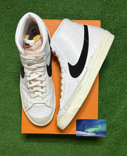 Nike Blazer White Black 10 Men/11.5 Women “Preowned”