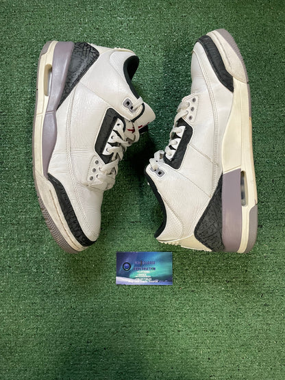 Air Jordan 3 cement grey size 11men/12.5women
