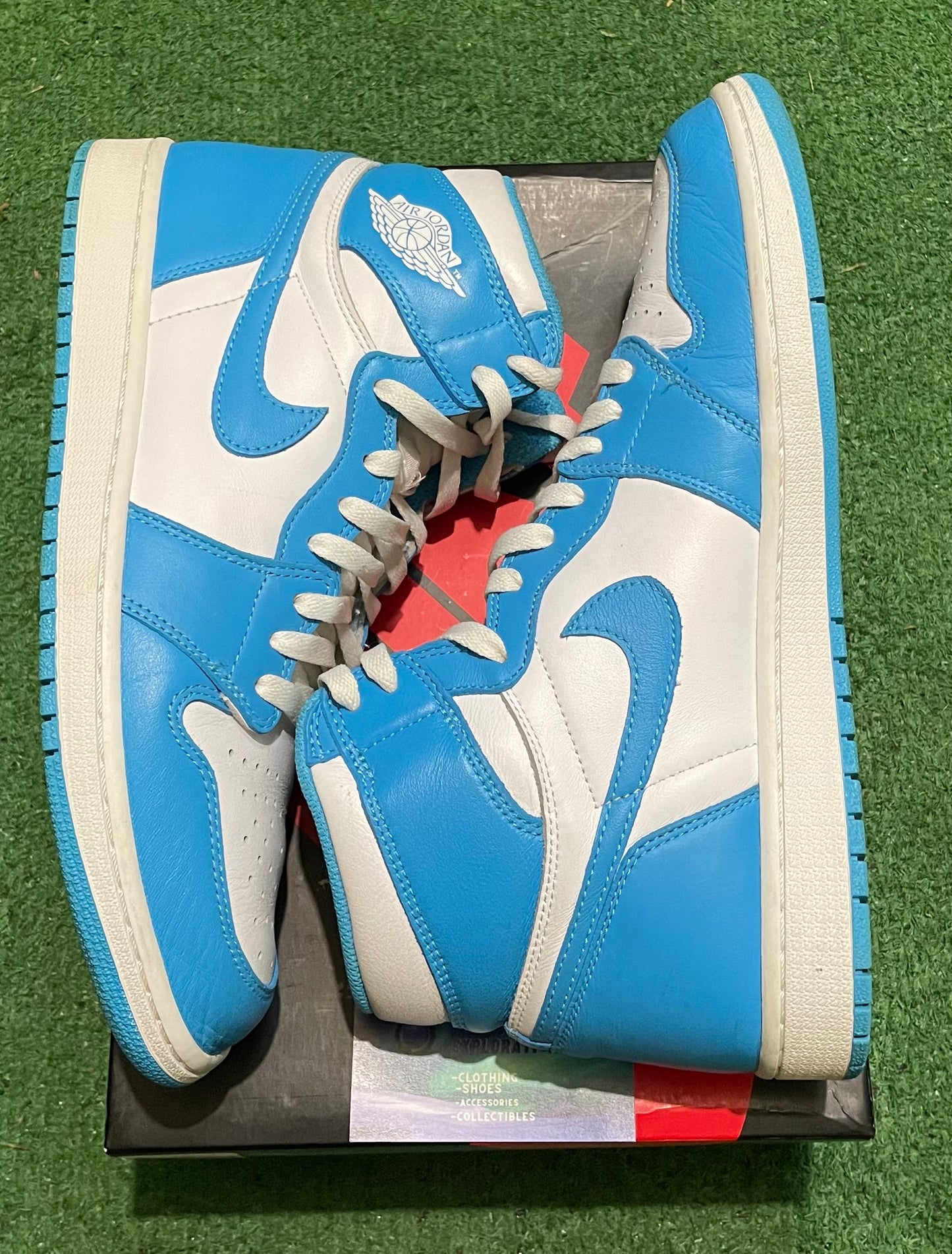 Jordan Retro 1 High UNC 2015 size 11.5men/13women