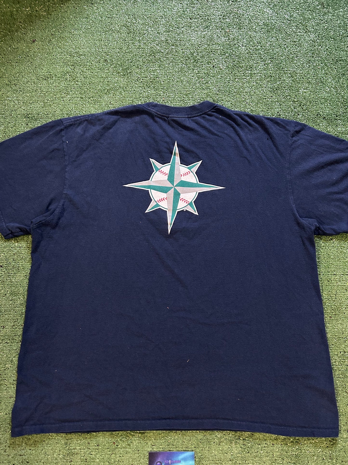 Vintage 1990s Seattle Mariners center swoosh Nike tee