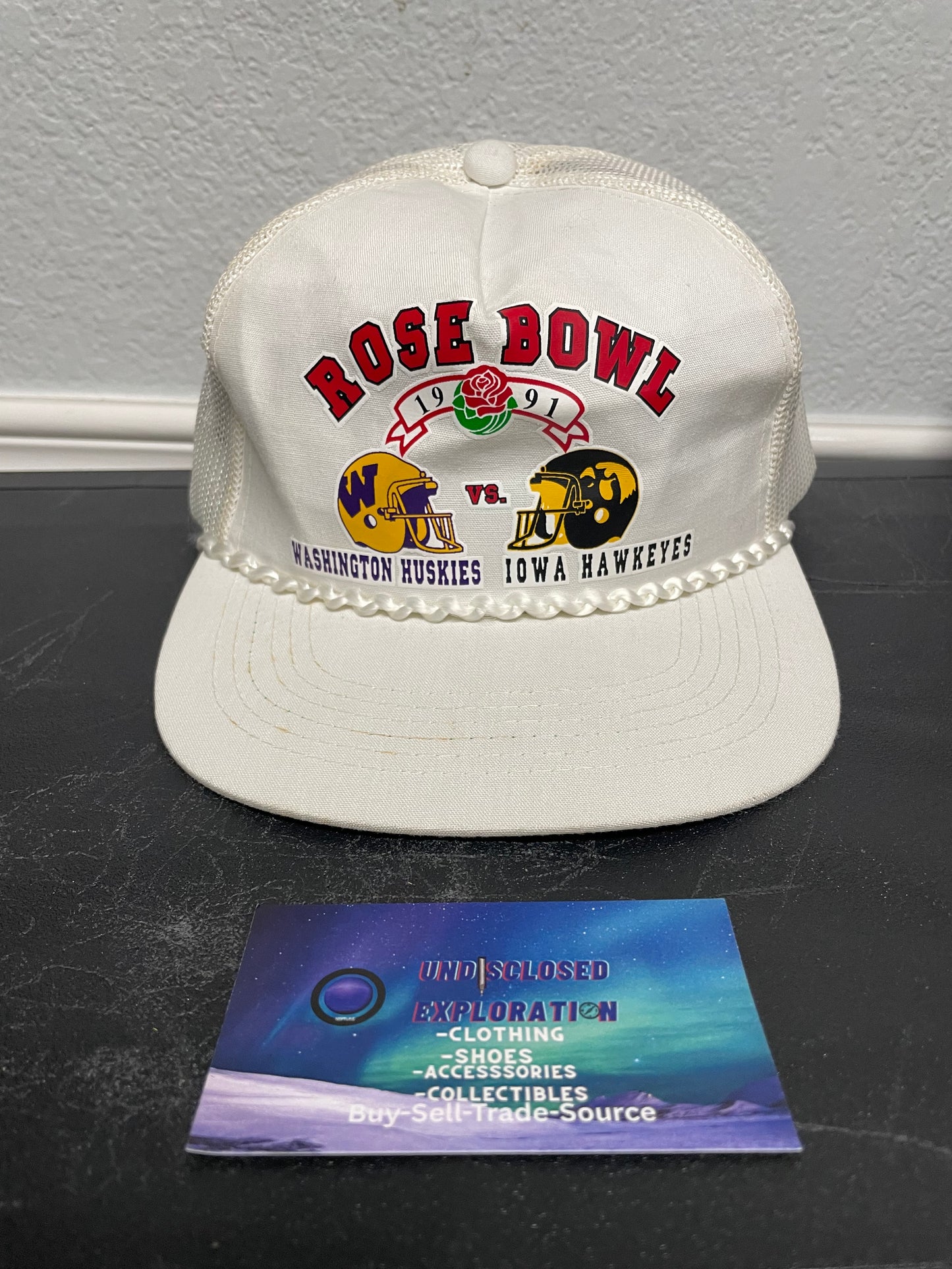 Vintage 1990s Rose Bowl Washington huskies VS Iowa Hawkeyes hat