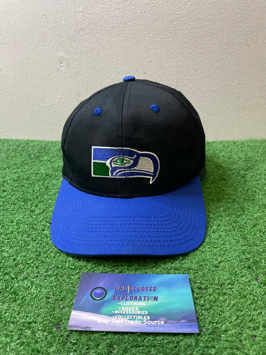 Vintage 1990s Seattle Seahawks blue and black hat