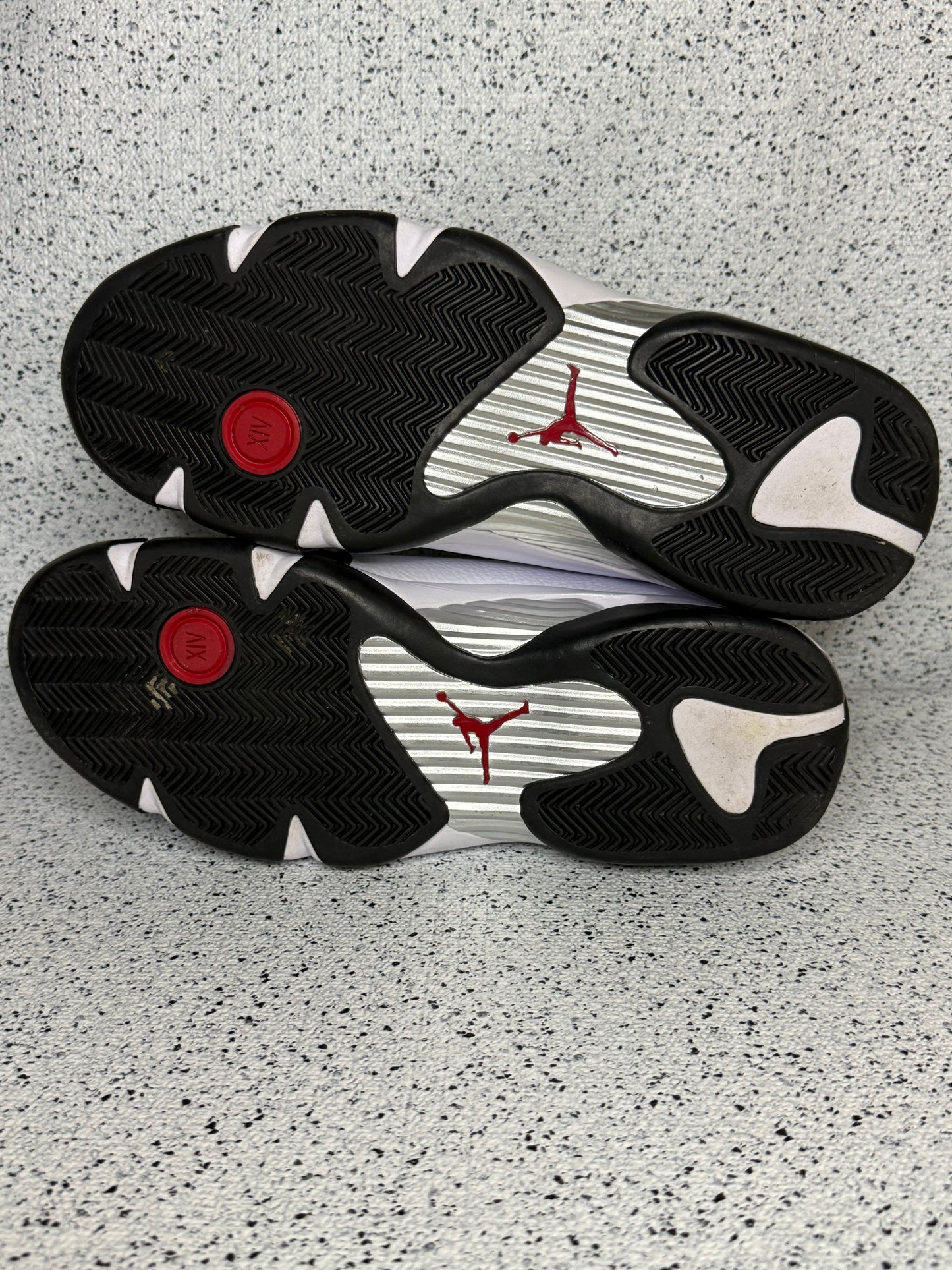 Jordan 14 Black Toe 11.5 Men/13 Women “Preowned”