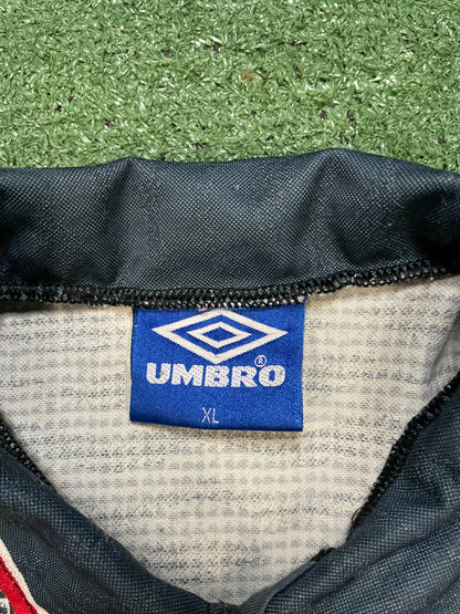 Vintage 1995/1996 Manchester United away Umbro shirt