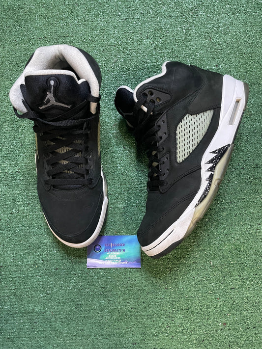 Air Jordan 5 Oreo size 11men/12.5women
