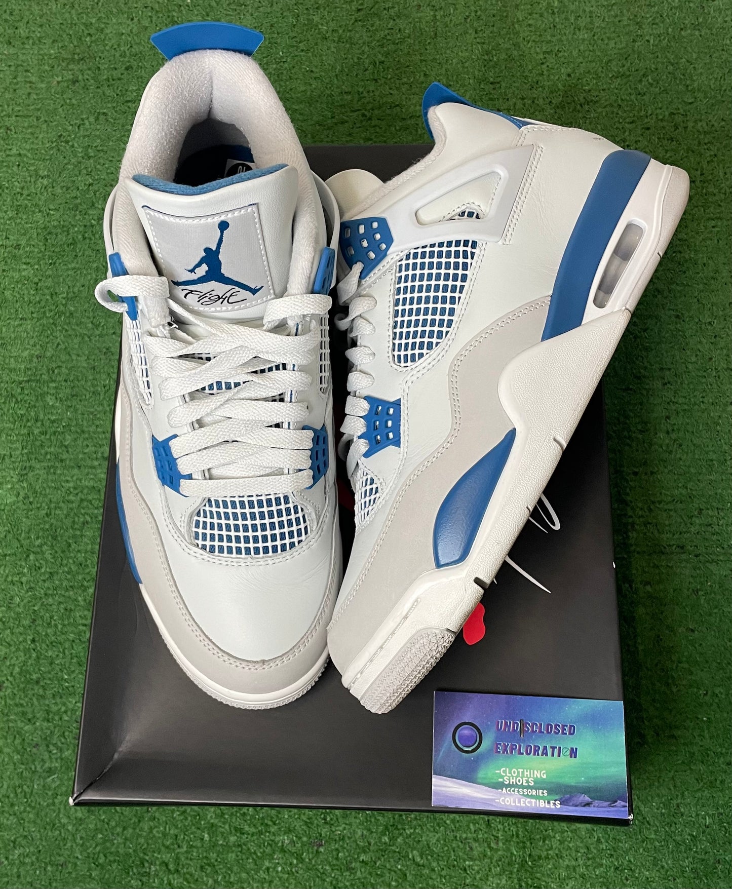 Jordan 4 military Blue 2024 size 10men/11.5women