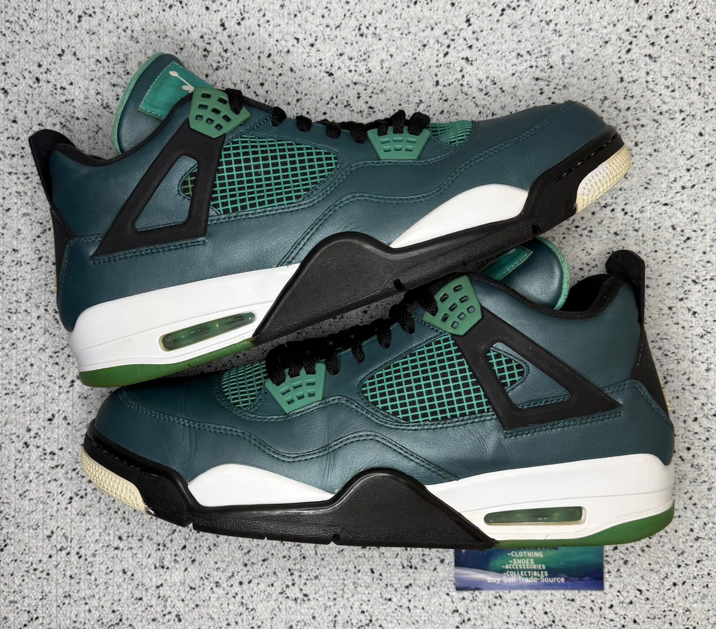 Jordan 4 Teal 13 Men/14.5 Women “Preowned”