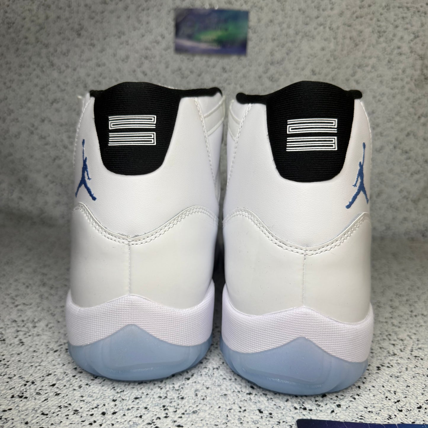 Jordan 11 Legend Blue