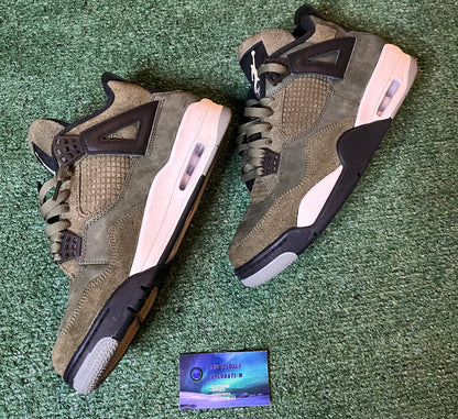 Jordan 4 craft Olive size 10men/11.5women