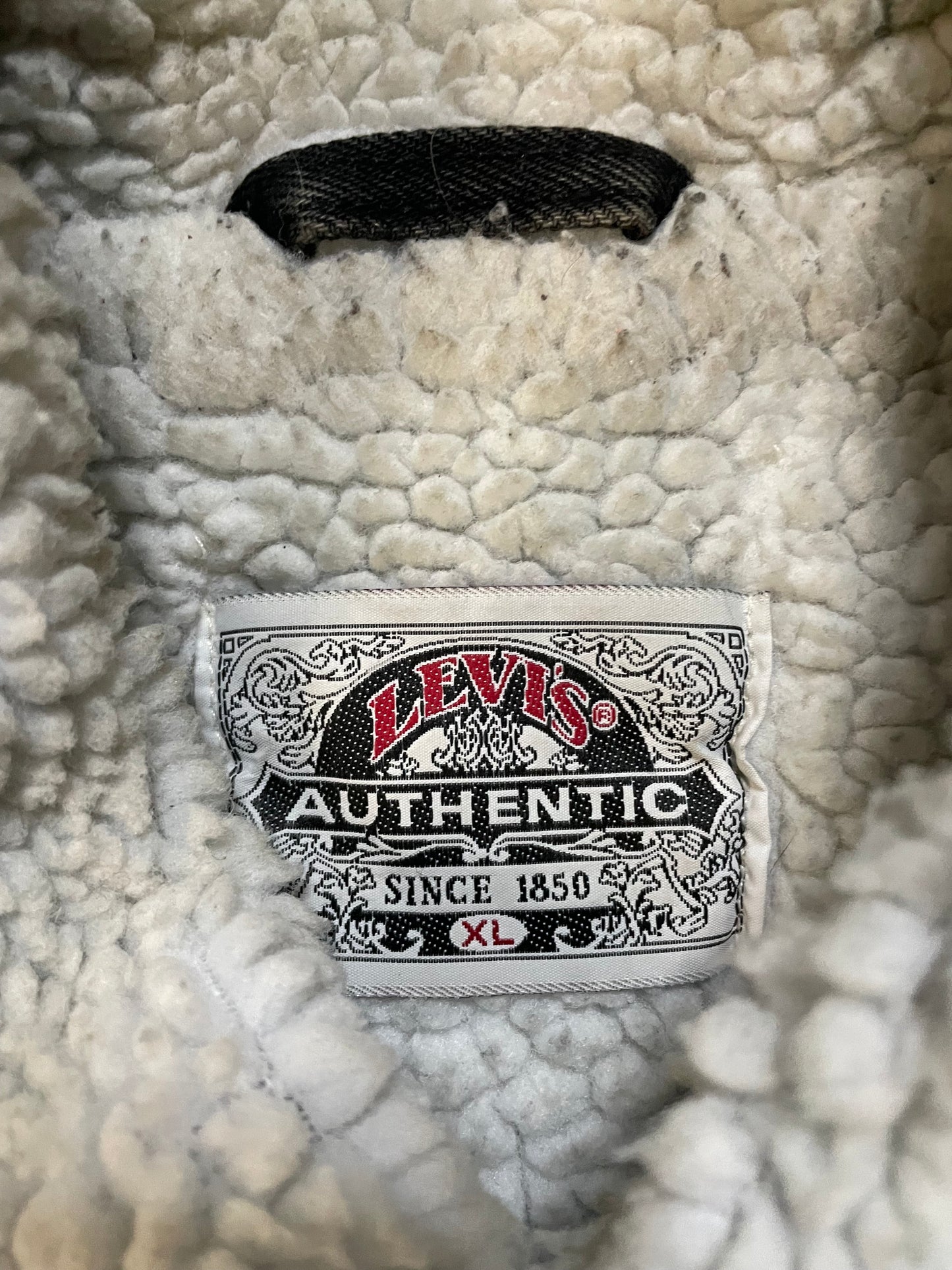 Vintage 1980s Levi’s black Sherpa jean jacket