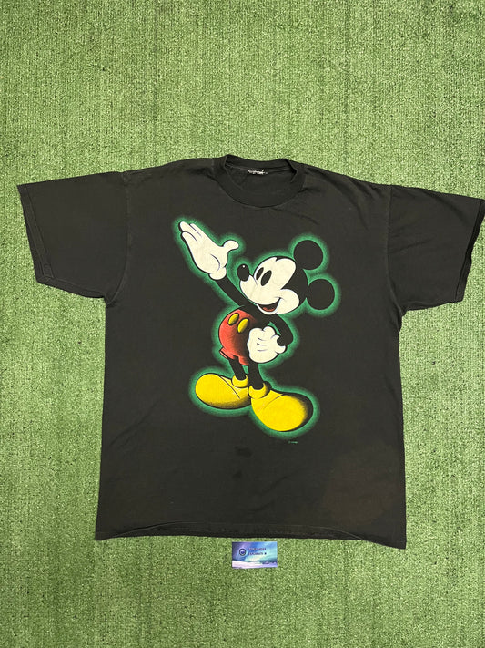 Vintage 1990s Mickey Mouse tee