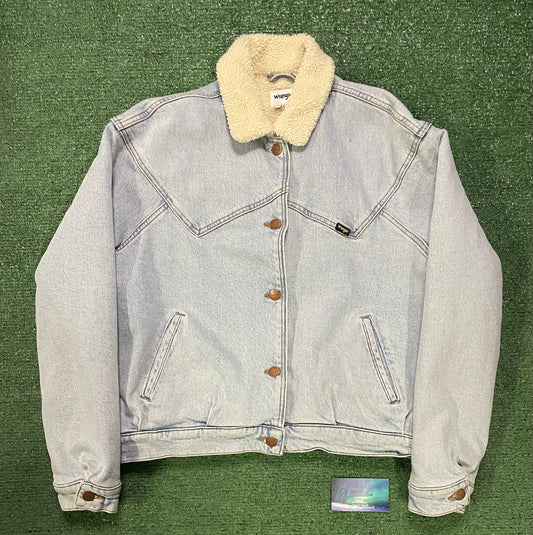 Vintage Wrangler light wash Sherpa jean jacket