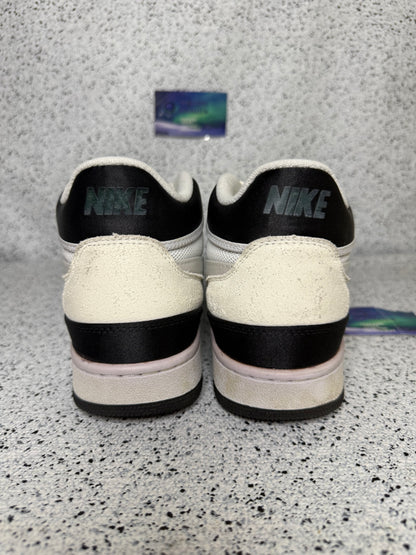 Nike Mac Attack Social Status Status Symbol 10 Men/11.5 Women “Preowned”