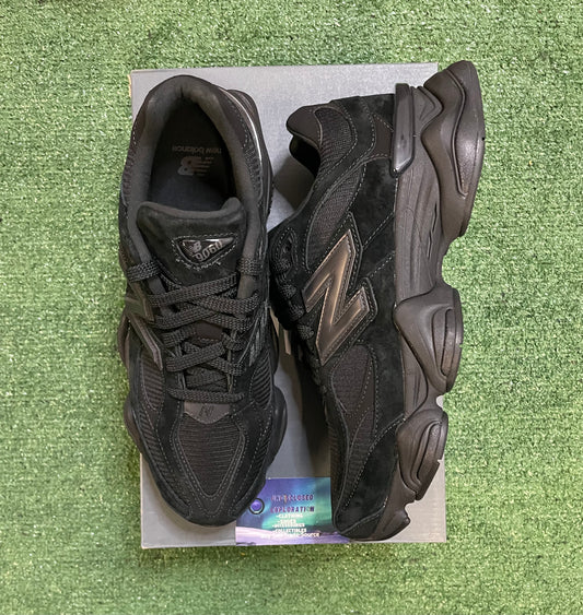 New Balance 9060 triple black