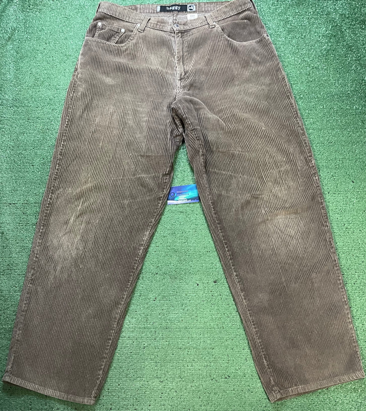 Vintage 1990s Levi’s silver tab brown corduroy jeans