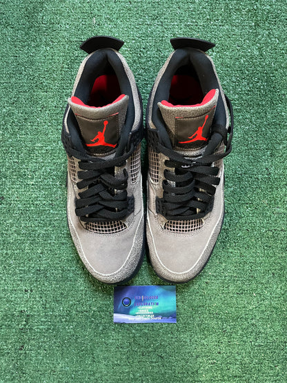 Air Jordan 4 taupe size 10men/11.5women