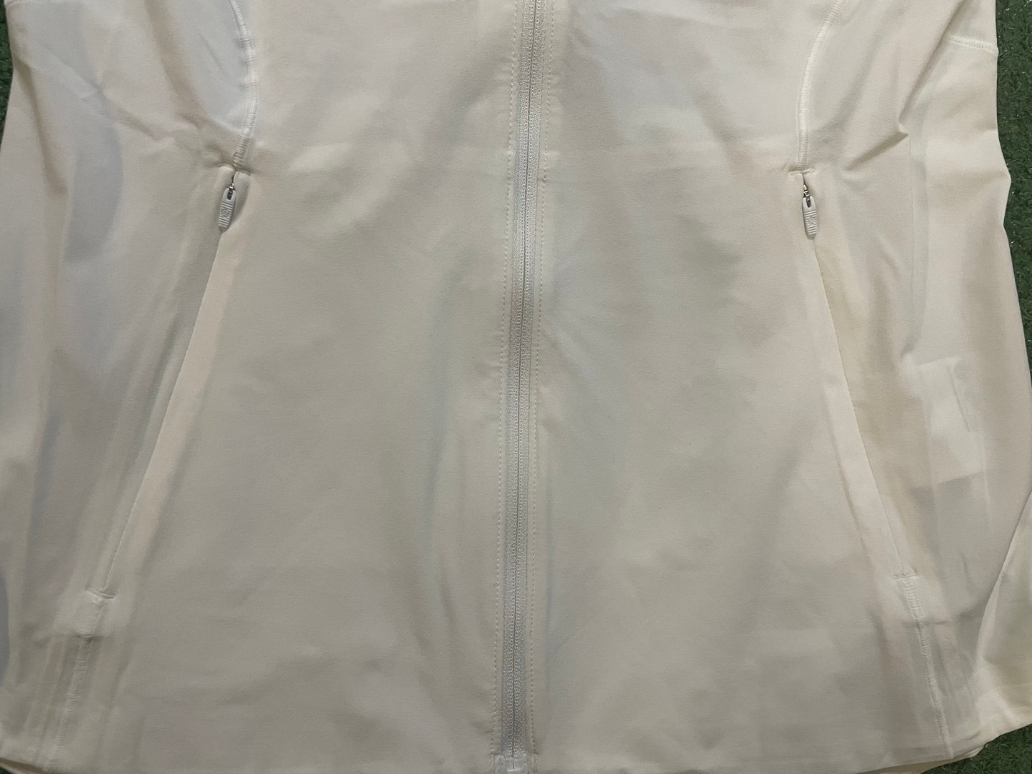 lululemon mist over windbreaker white