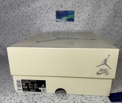 Jordan 4 SB Pine Green 10 Men/11.5 Women “Preowned”