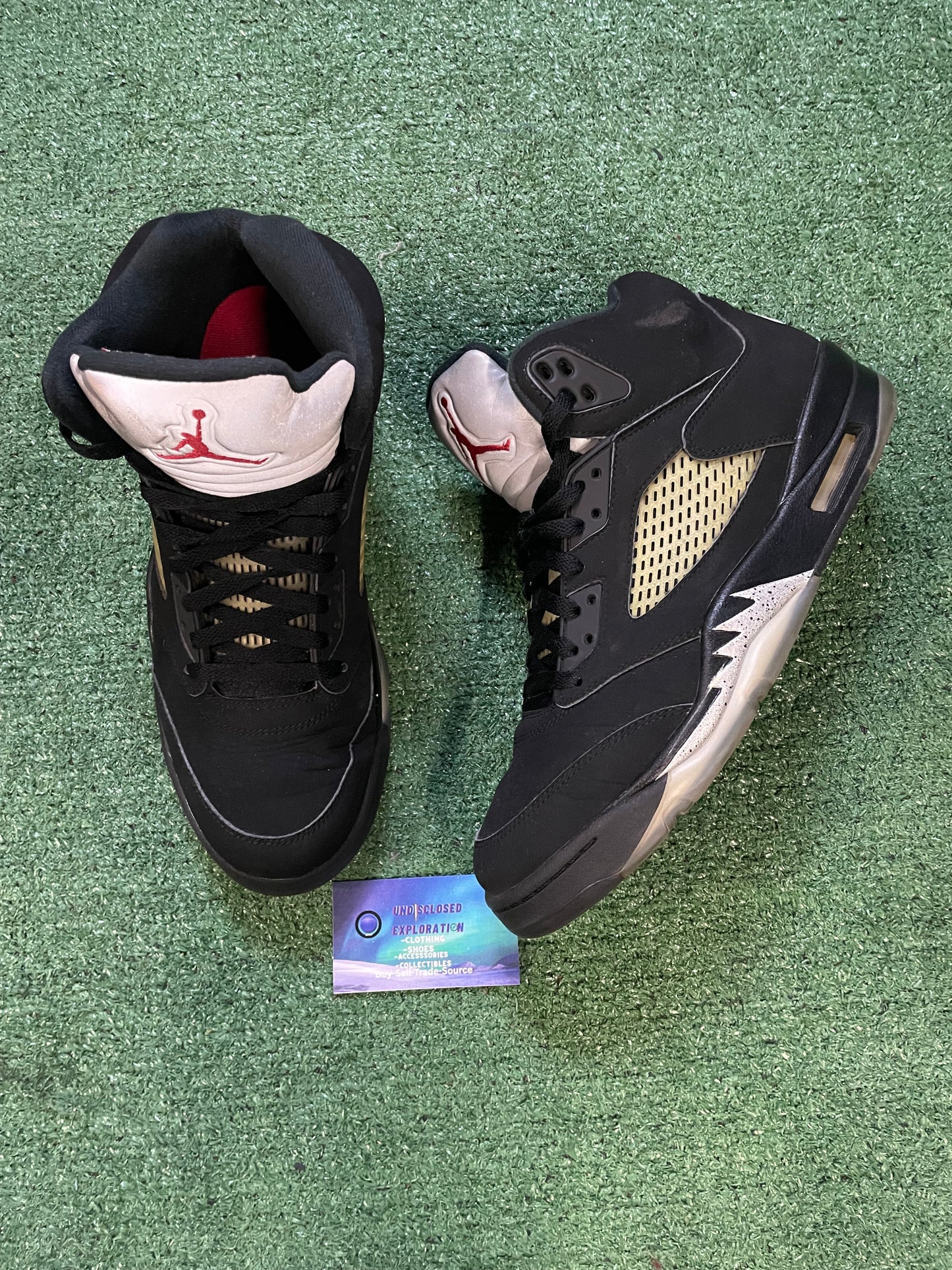 Air Jordan 5 Black Metallic 2016 size 11men/12.5women
