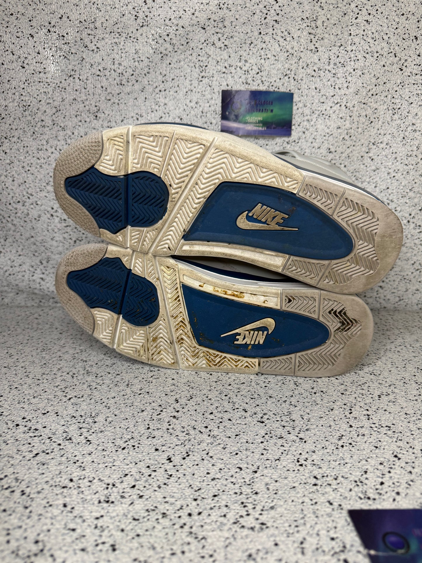 Jordan 4 Military Blue 10 Men/11.5 Women “Preowned”