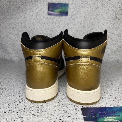 Jordan 1 Black Metallic Gold