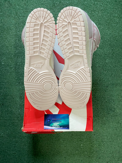 Nike Dunk 1985 barley rose