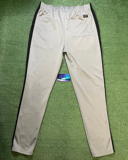 Contendir grey & black pants