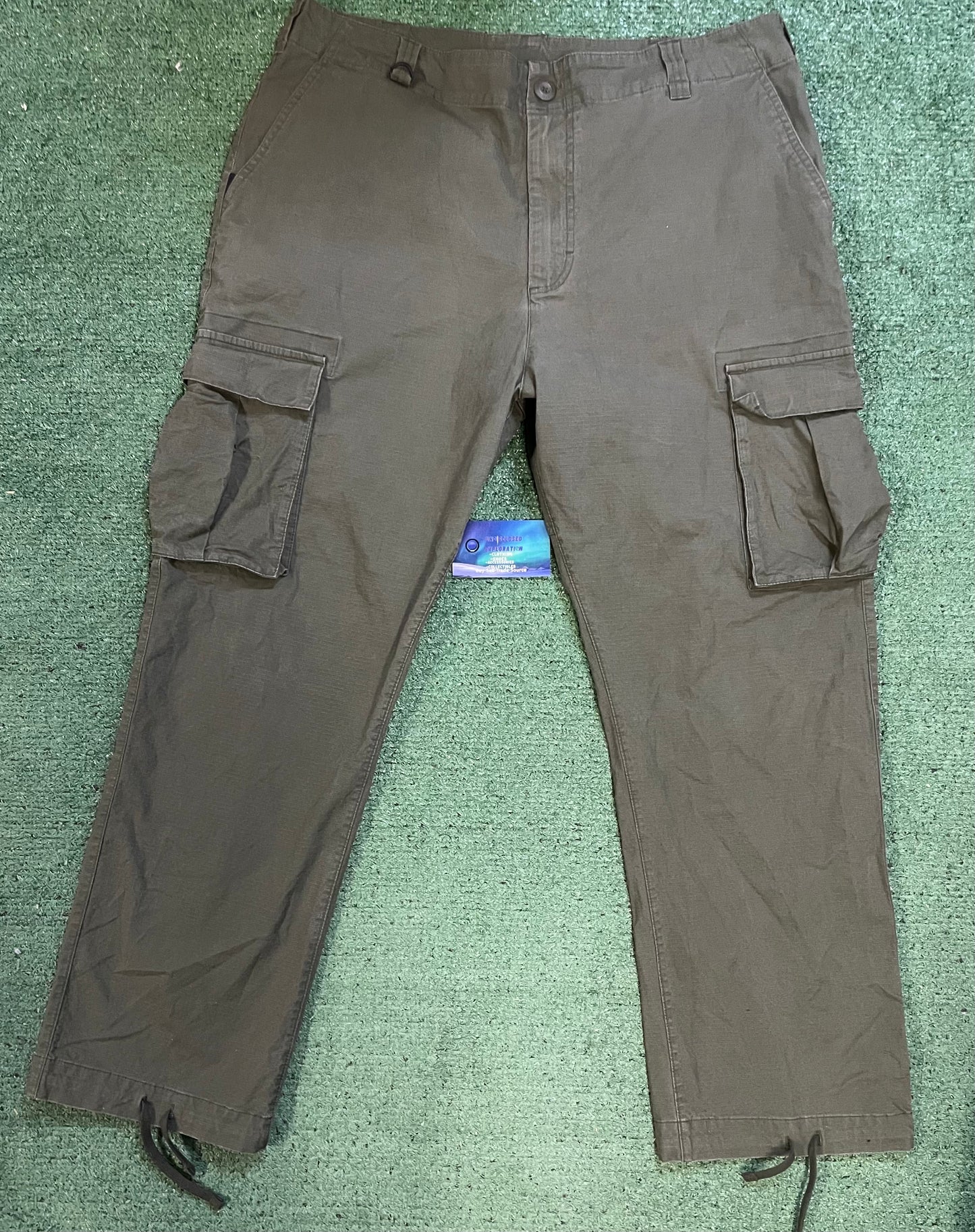 Nike SB olive cargo pants